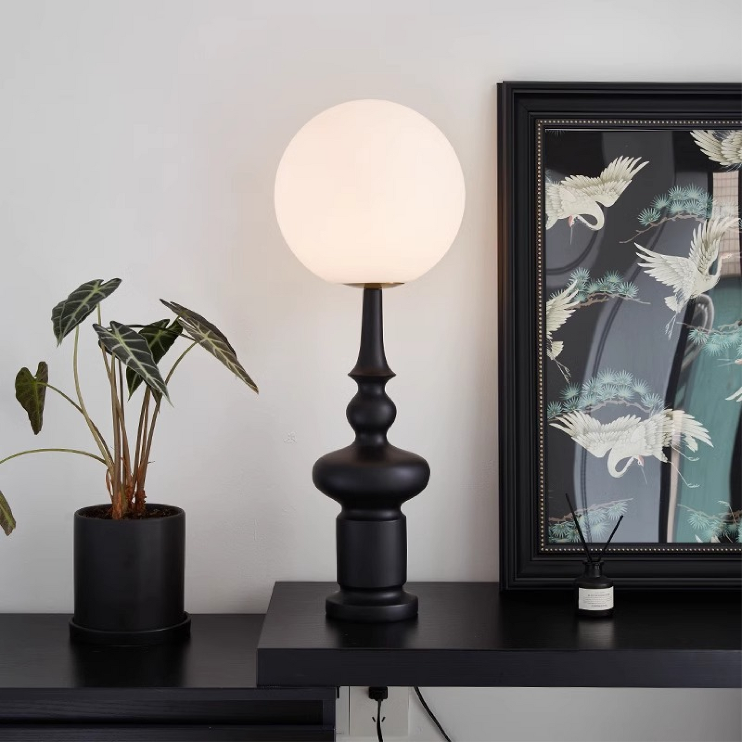 Aestheticor | Bauhaus Black Floor Lamp for Modern Minimalist Interior