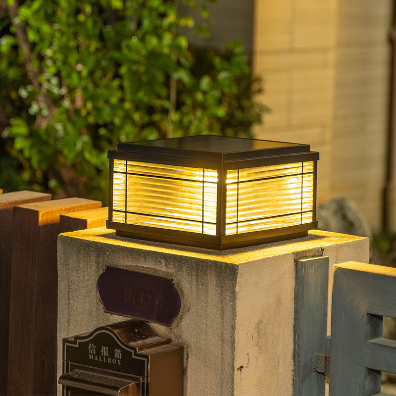 Ambra | Minimalist Outdoor Solar Pole Light for Stylish Landscapes