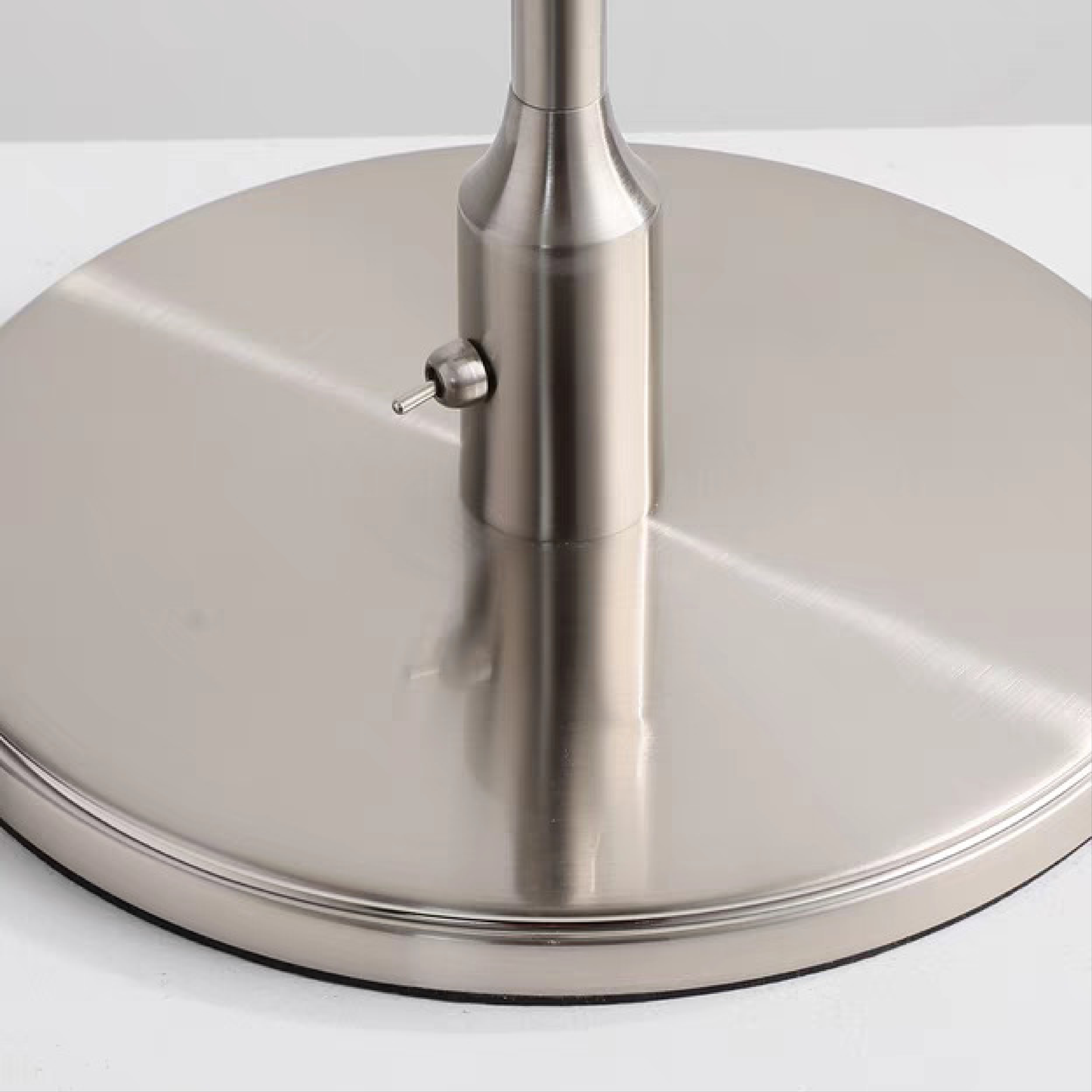Arcyn | Modern Swedish-Style Table Lamp