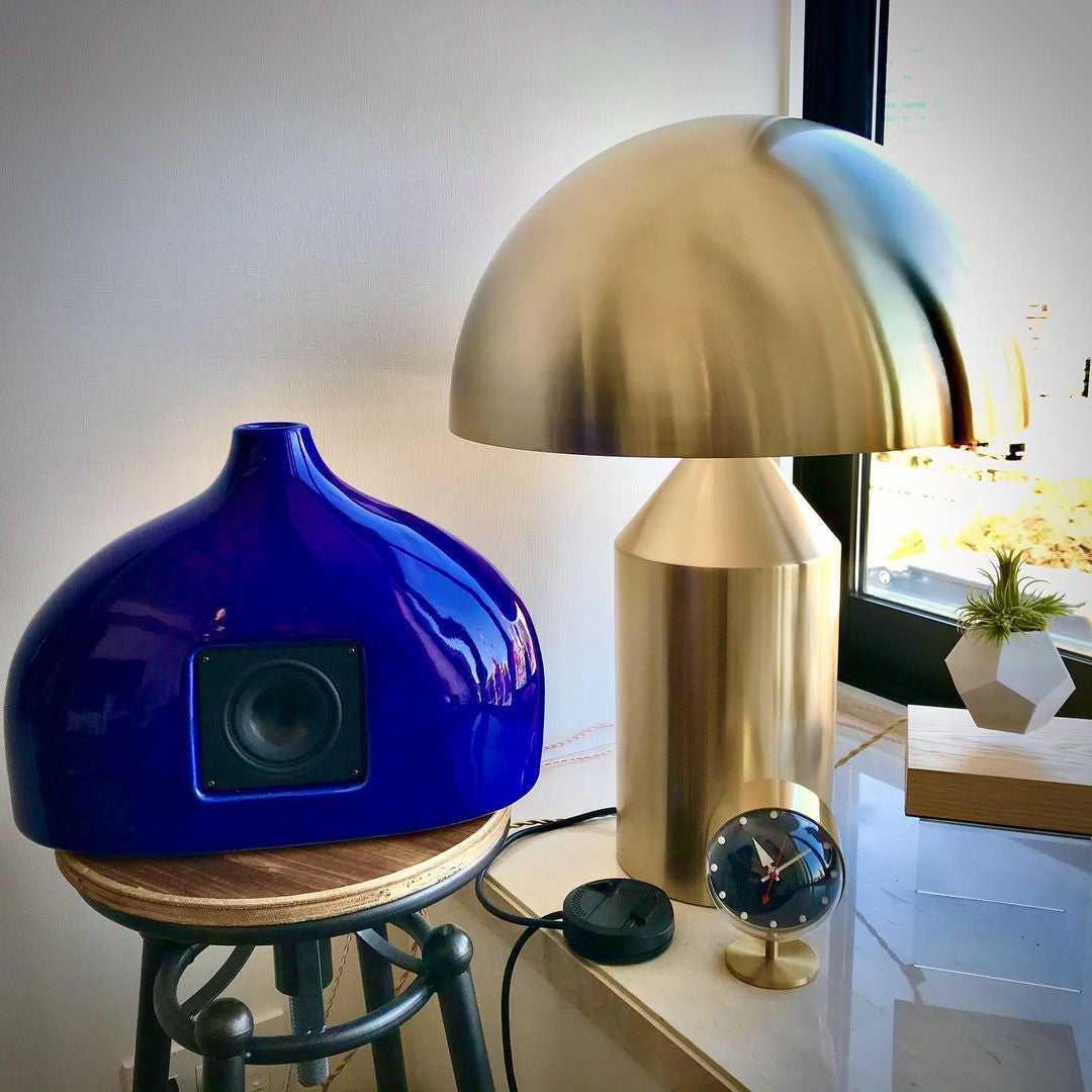 LineaLight | Simple & Elegant Desk Lamp for Ambient Illumination