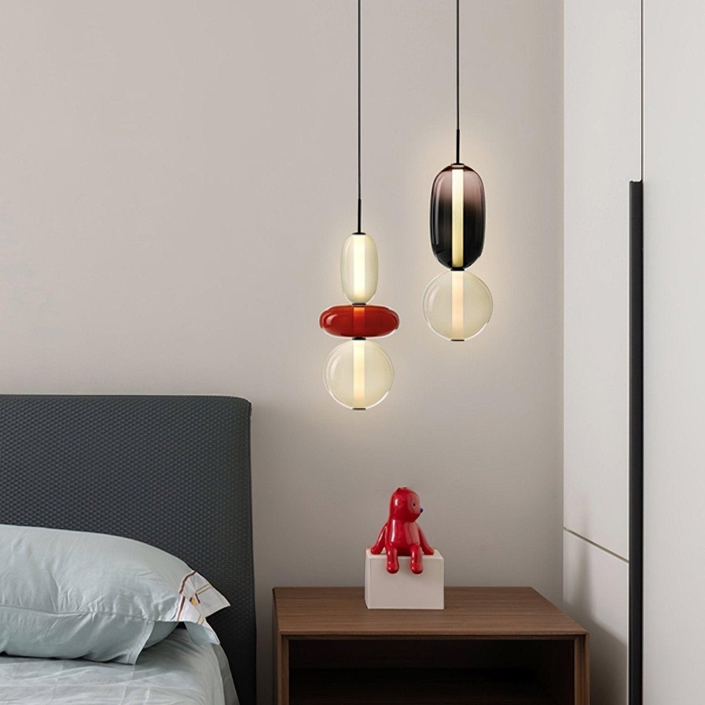 LumiClear – Elegant Glass Pendant with Transparent Brilliance