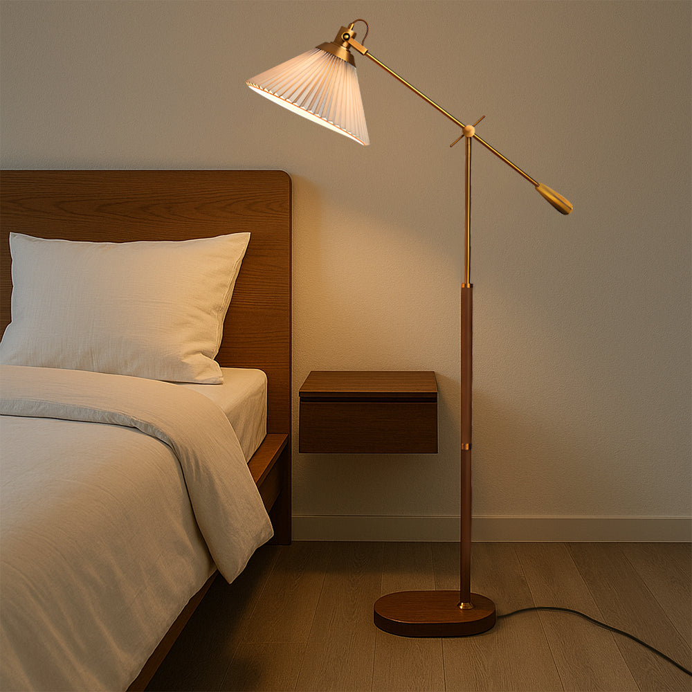 Capistral | Floor Lamp with Vintage Touch