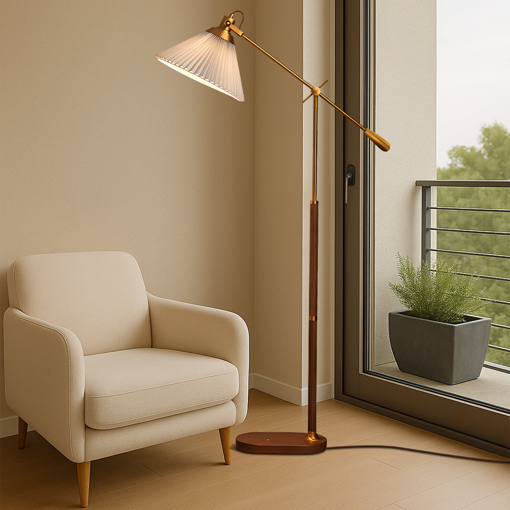 Capistral | Floor Lamp with Vintage Touch