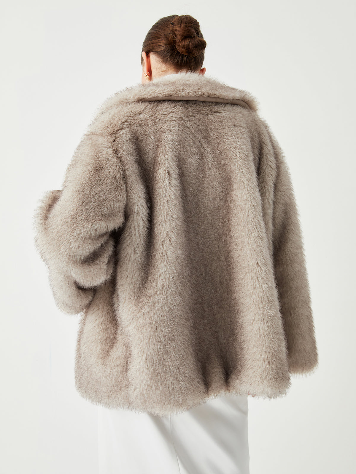 Dayana | Luxurious Oversized Collared Faux Fur Coat