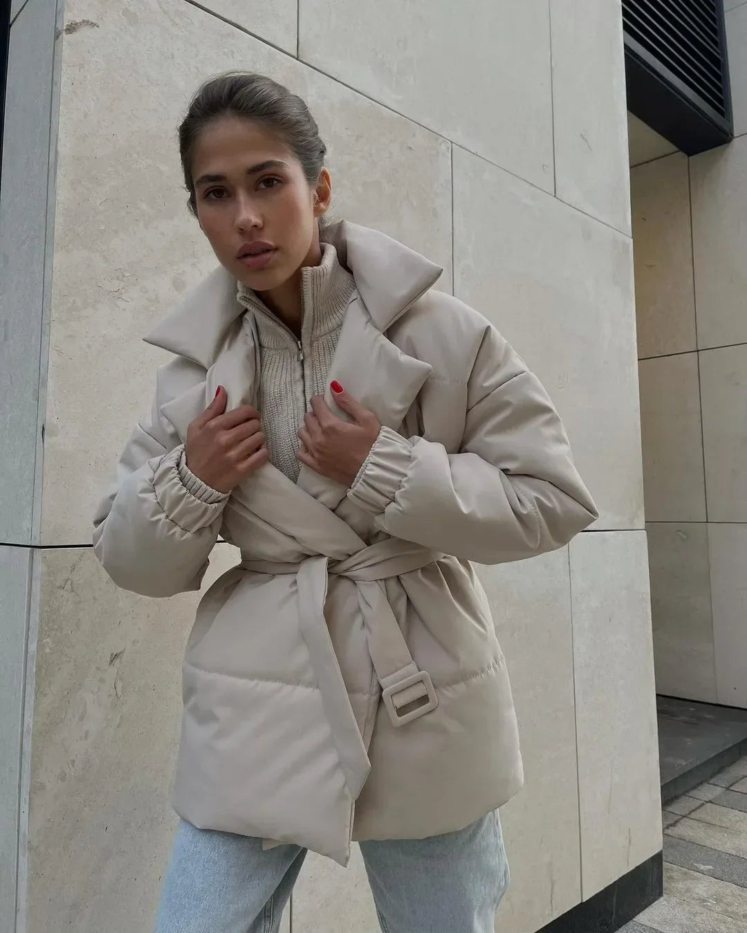 Dolie | Elegant Belted Puffer Jacket for Cold Weather