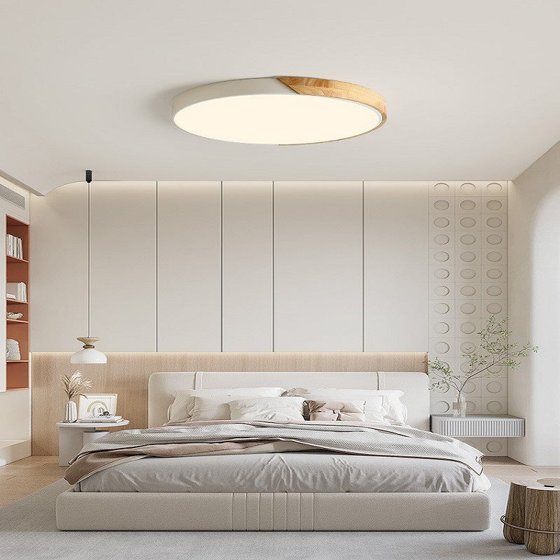 Elaris | Elegant Scandinavian-Style Wooden Ceiling Lamp for Modern Homes