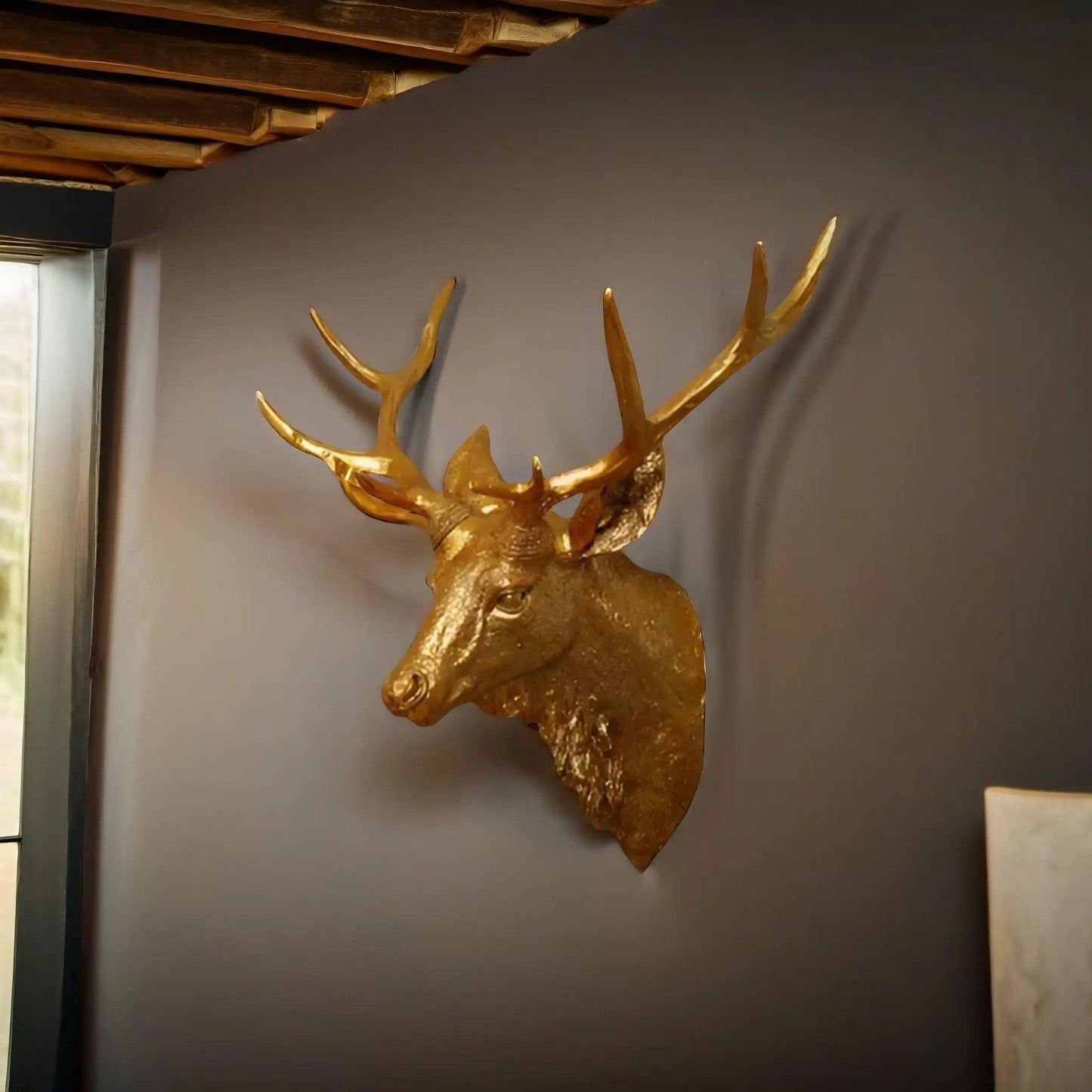 Forest King Faux Decor – Handmade Resin Art for a Unique Home Accent, at 40 x 45 cm, presenting an Elegant Faux Deer Head for your wall.
