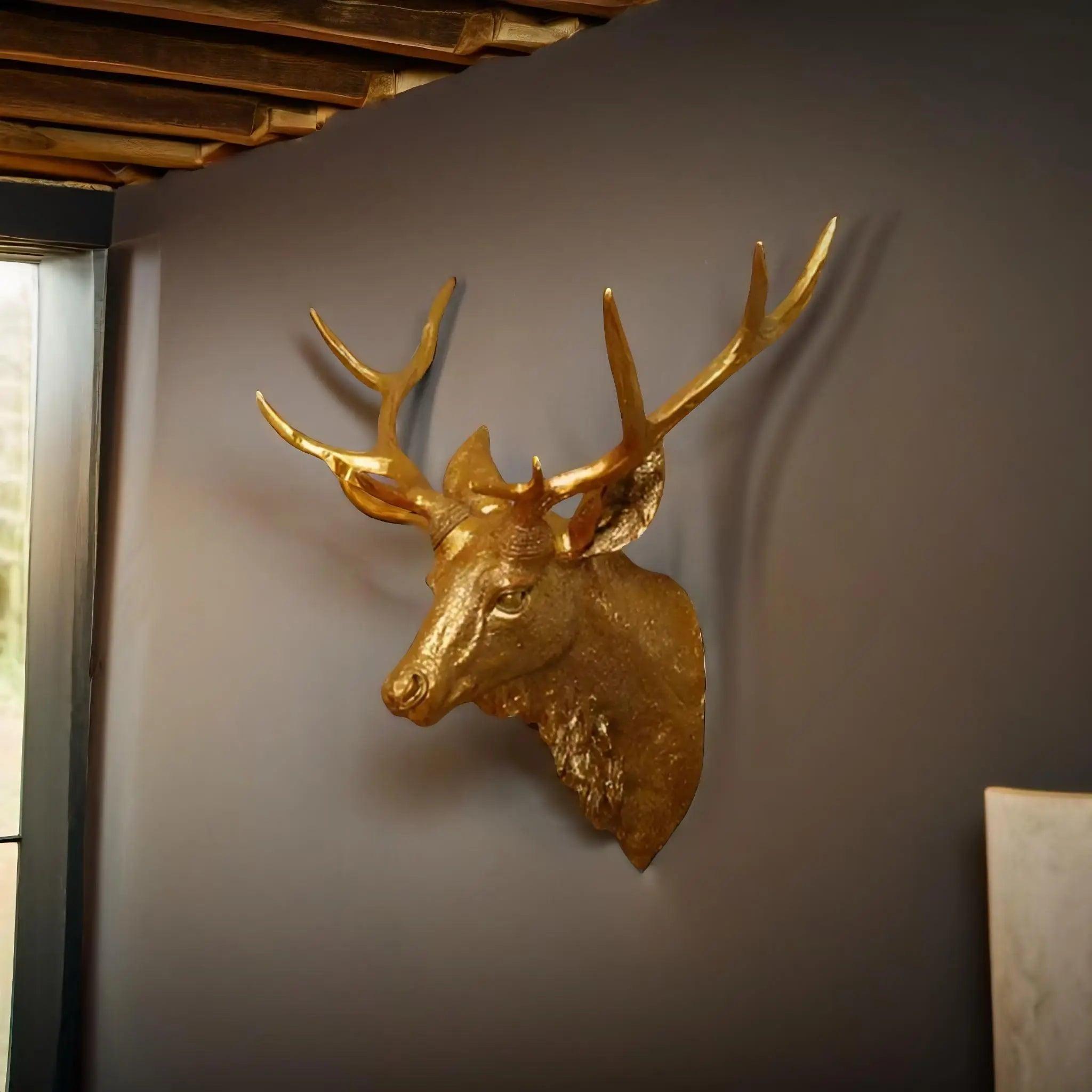 Forest King Faux Decor – Handmade Resin Art for a Unique Home Accent, at 40 x 45 cm, presenting an Elegant Faux Deer Head for your wall.