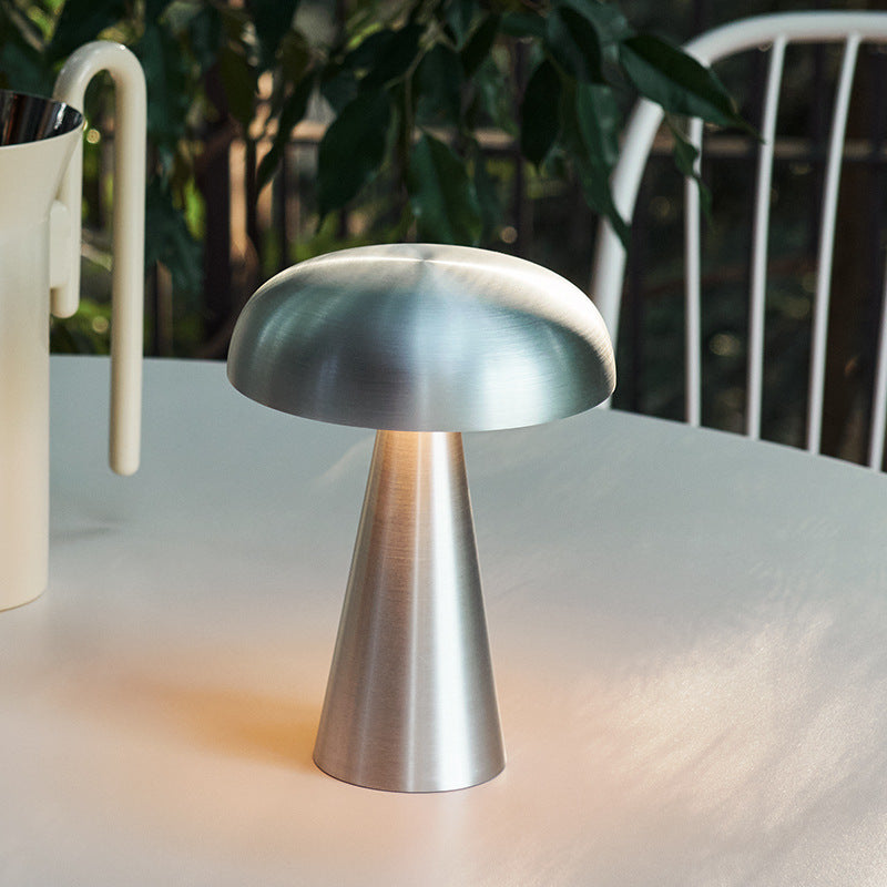 Evyra | Sleek Modern Elegance Table Lamp