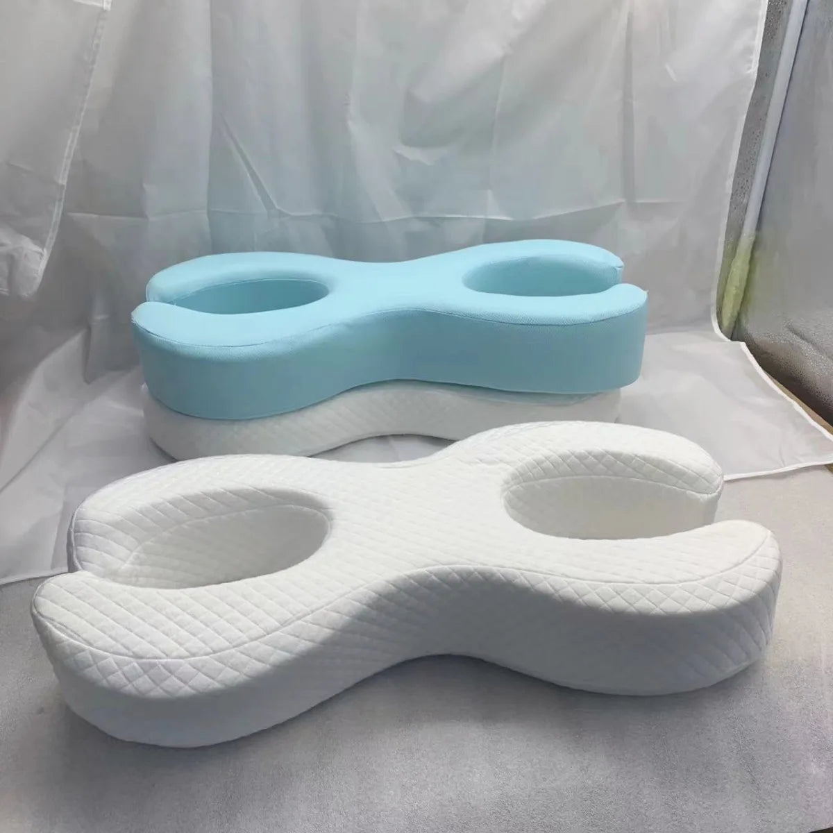 DermaAlign – Supportive Beauty Pillow for Side Sleepers and Skin Wellness