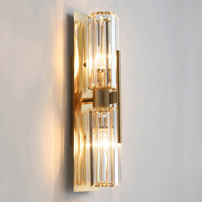 CrystalGleam – Refined Wall Sconce with Sparkling Crystal Accents