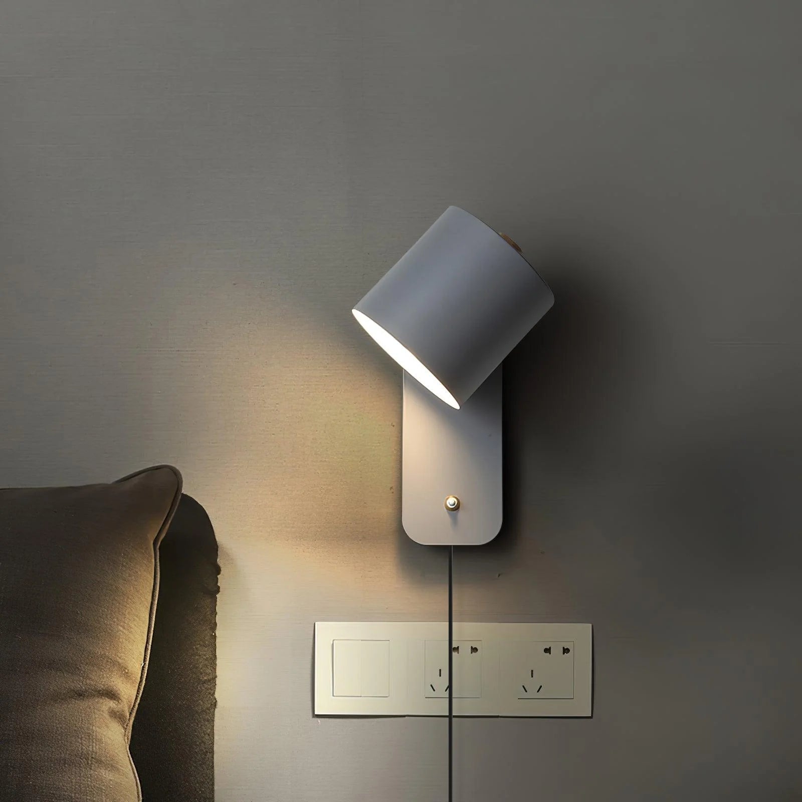 Glenera | Minimalist Cylinder Wall Lamp for Modern Interiors