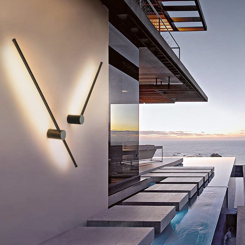 Klarvia | Luminous Line Outdoor Lamp for Modern Exteriors