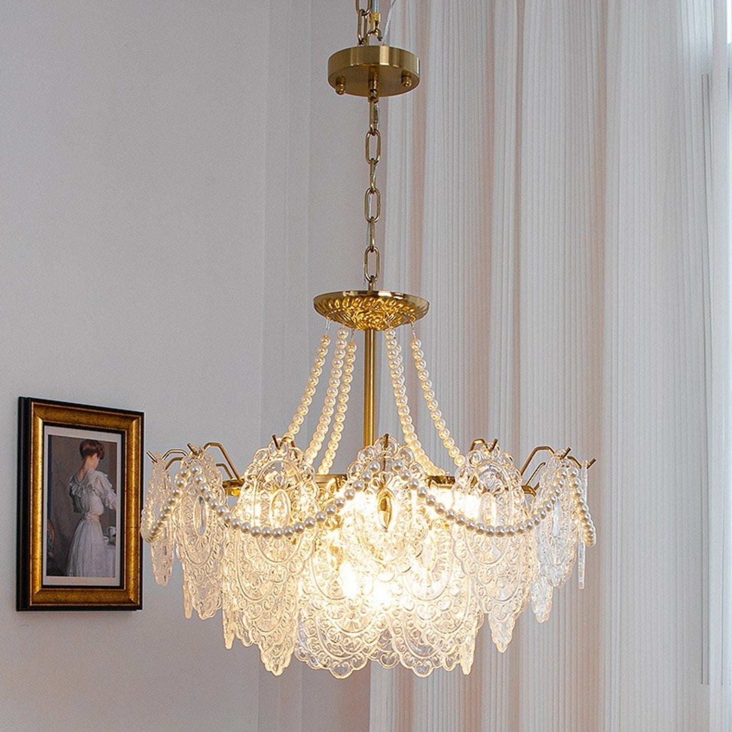 Levria | French-Style Crystal Chandelier with a Luxurious Look