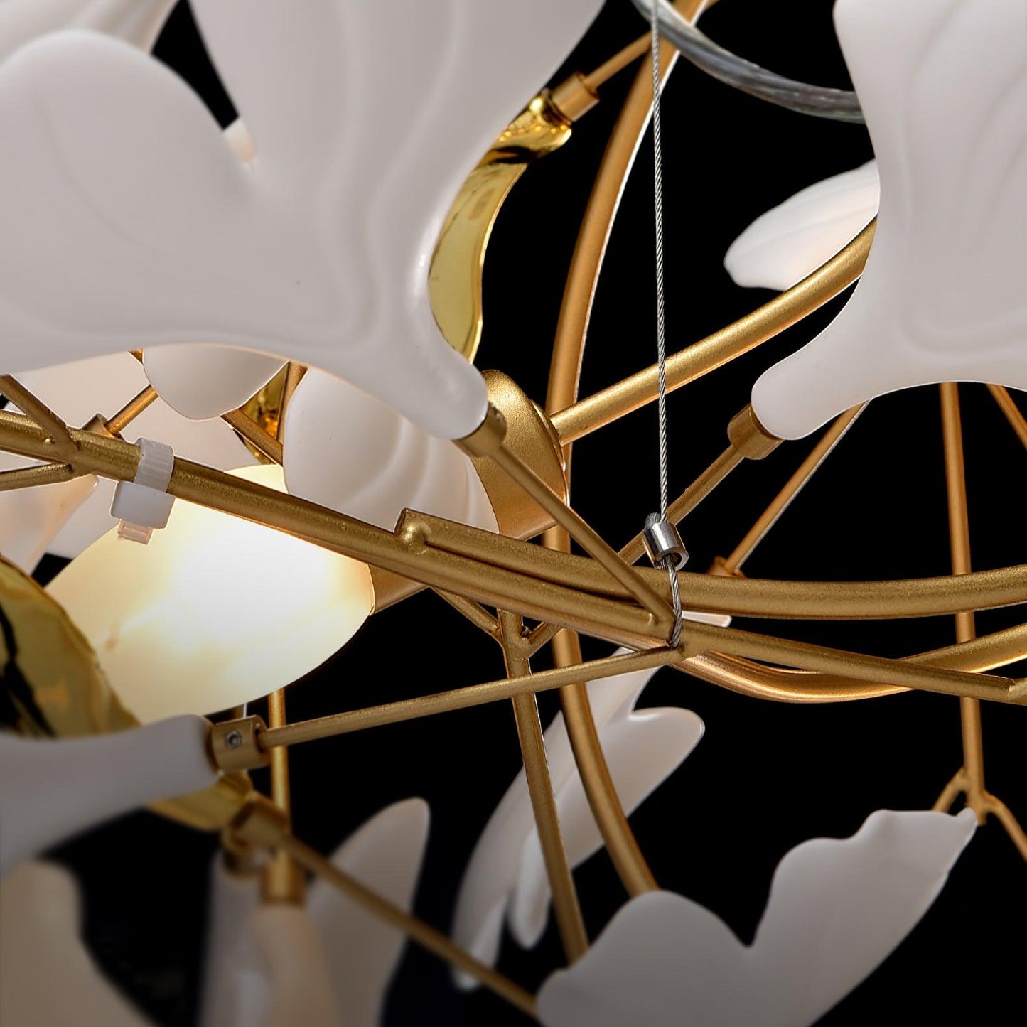 Lixora | Ginkgo Leaf Chandelier with Contemporary Glass Design