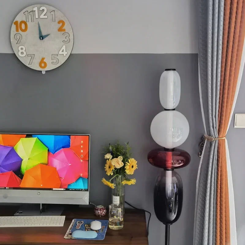 HueArc – Sleek Floor Lamp with Multicolor Lighting for Stylish Interiors
