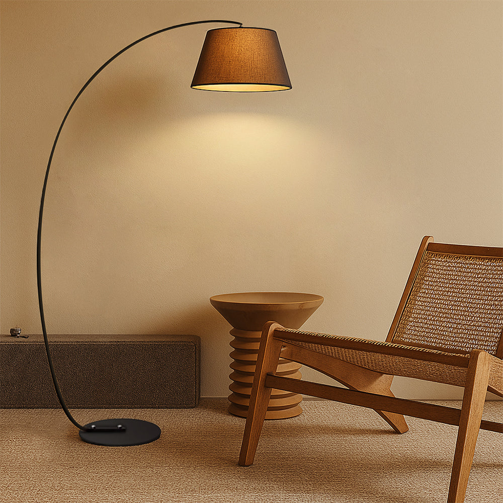 Lyseth | Vintage-Inspired Floor Lamp with Modern Design