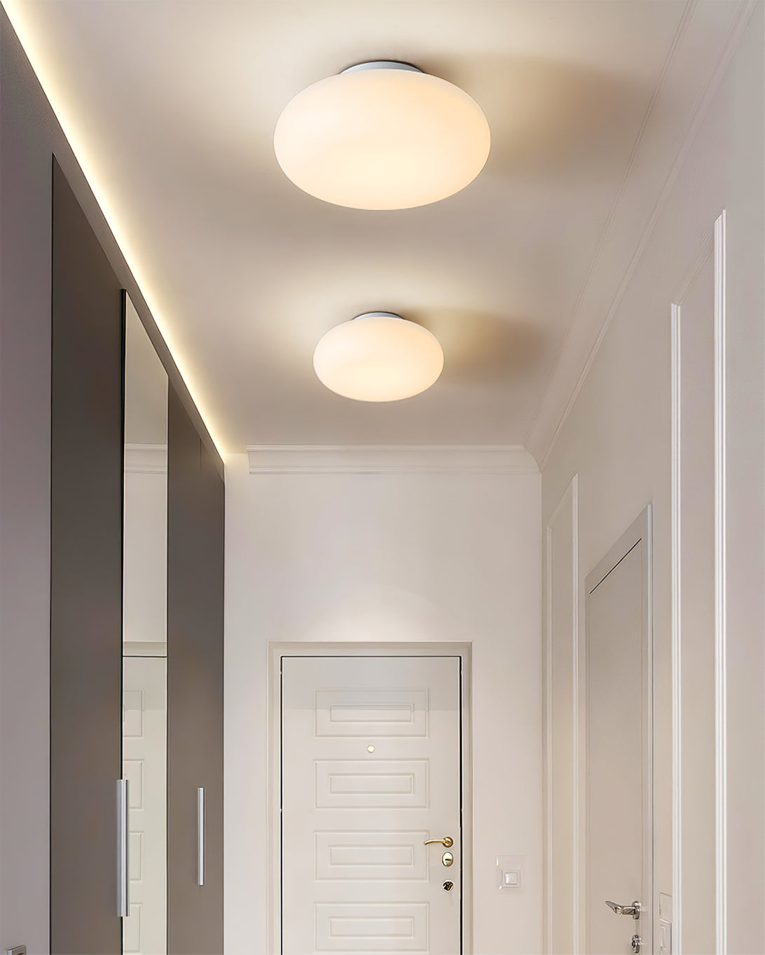 AuraFlush Ceiling Light – Modern LED Indoor Lighting for Home and Office, Energy-Efficient with 20cm to 50cm Diameter Options for perfect fit.
