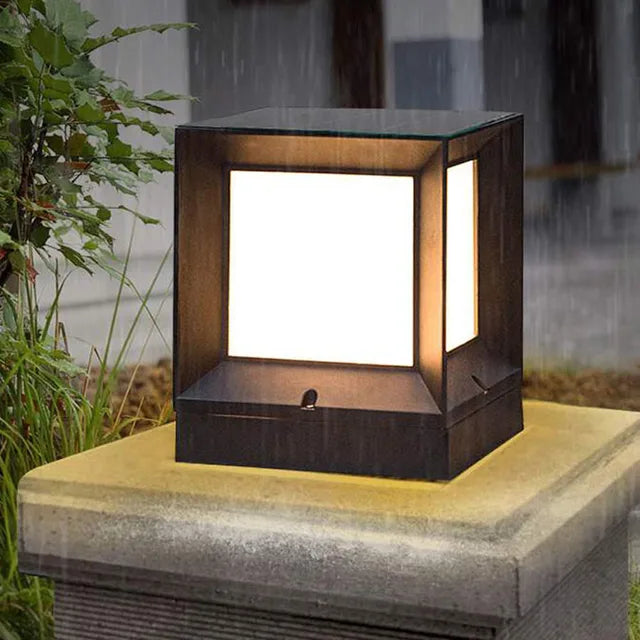 Luxora – Refined Outdoor Cube Light for Landscape Accents