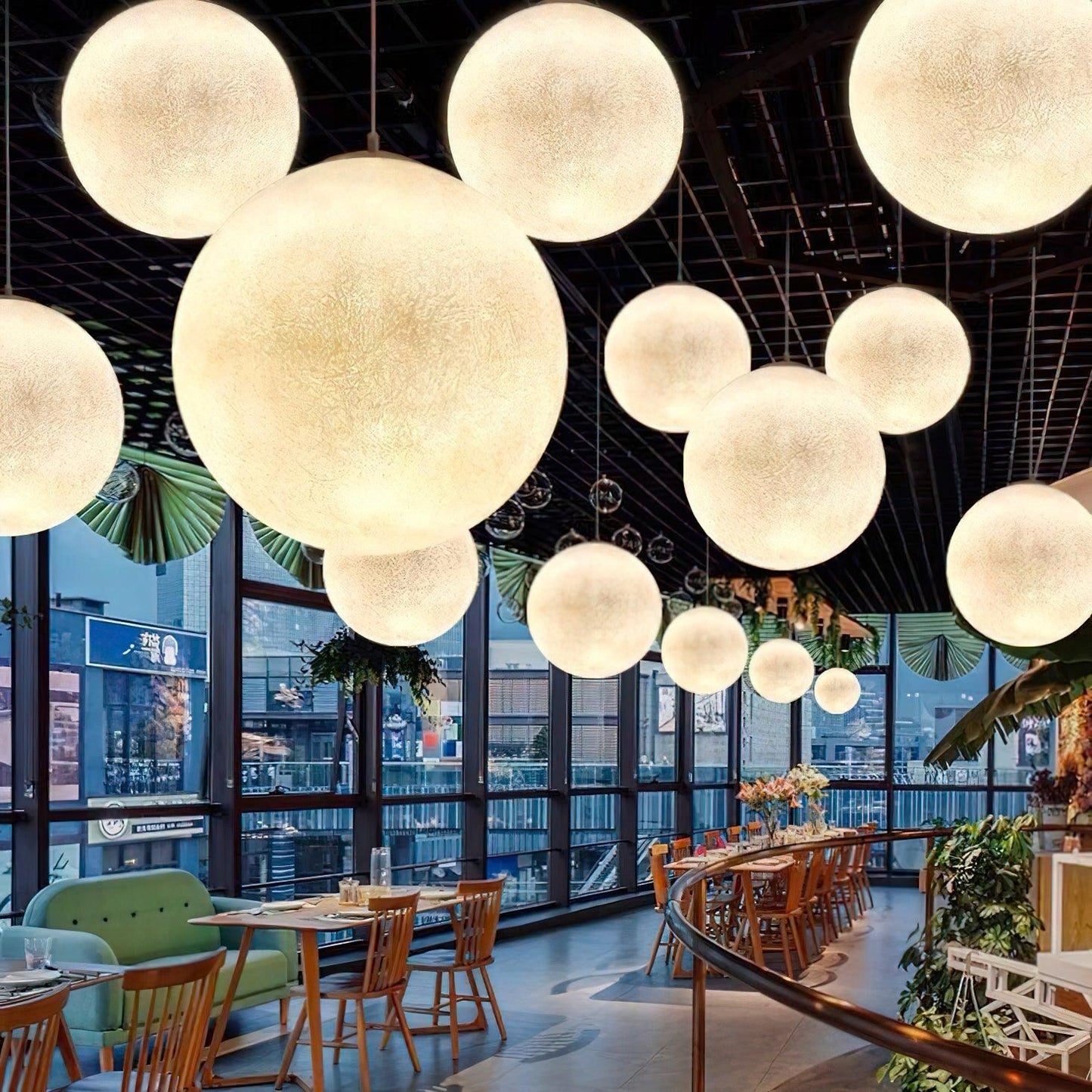 Bright Ceiling Pendant Lamp – Stylish Lighting for Dining or Living Spaces