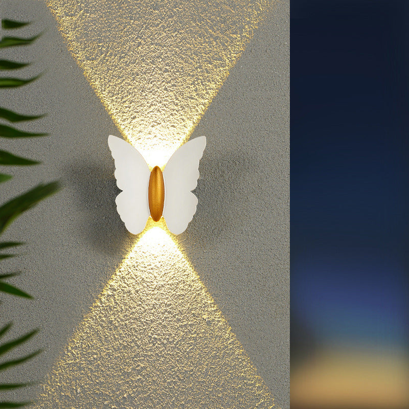 Novora | Artistic Butterfly Wall Lamp for Stylish Outdoor Design