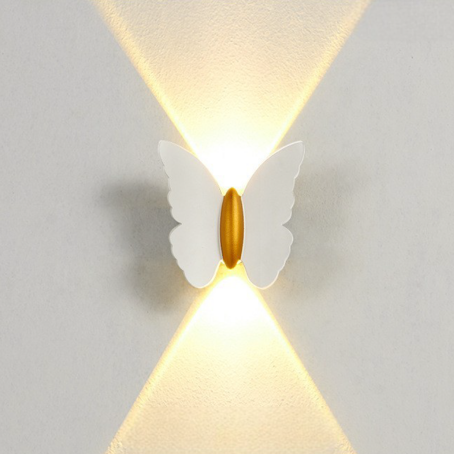 Novora | Artistic Butterfly Wall Lamp for Stylish Outdoor Design