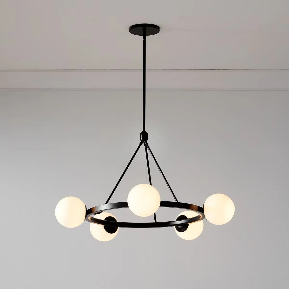 Ostra | Nordic 5-Head Minimalist Chandelier Design