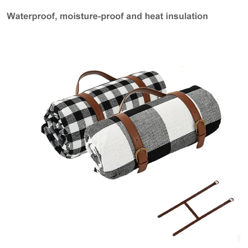 Foldable Waterproof Picnic Blanket with Plaid Design