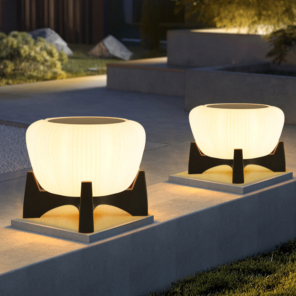 Rayvon | Sleek Outdoor Path Lighting for Modern Simplicity