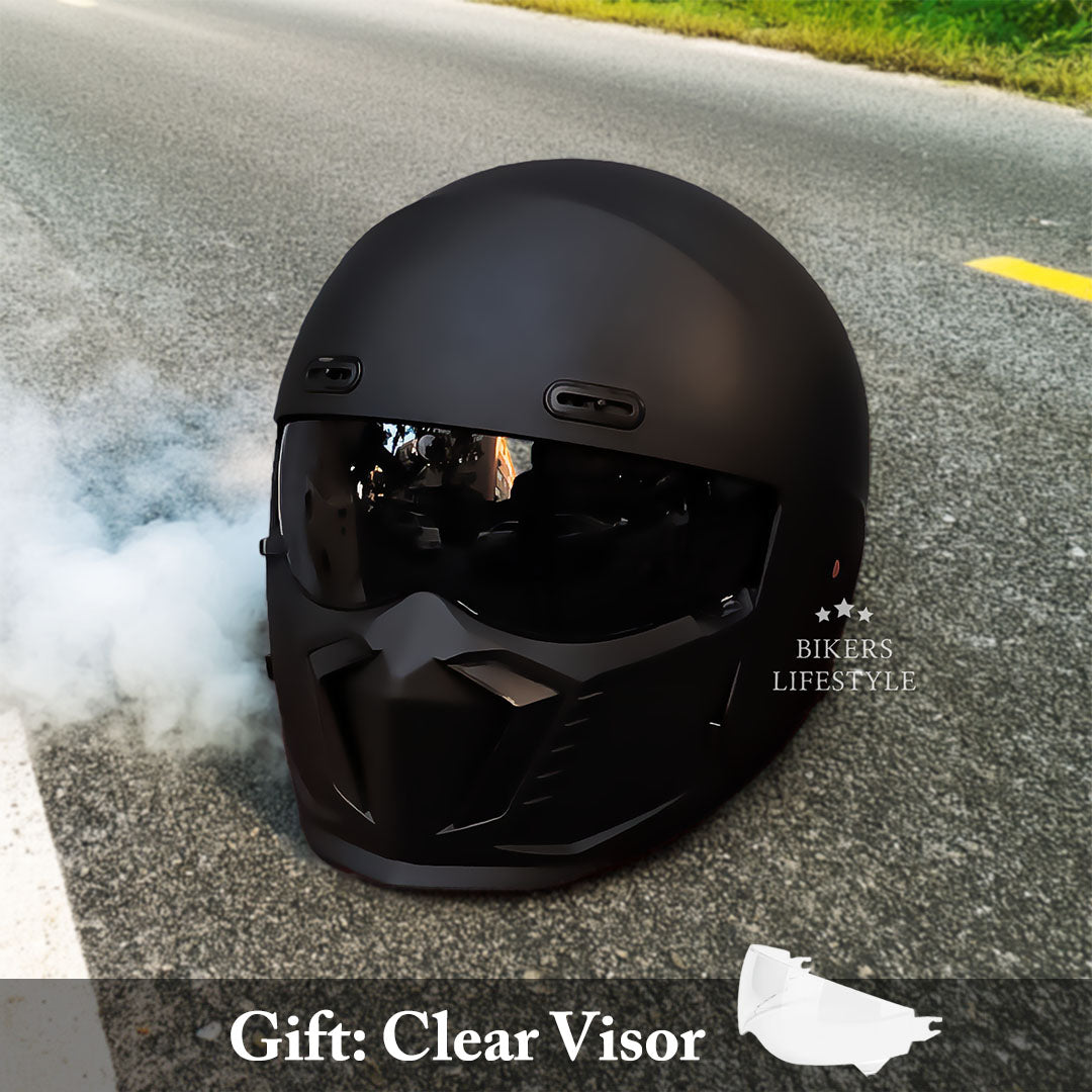 GlideAce – Retro-Inspired Motorcycle Helmet with Timeless Appeal
