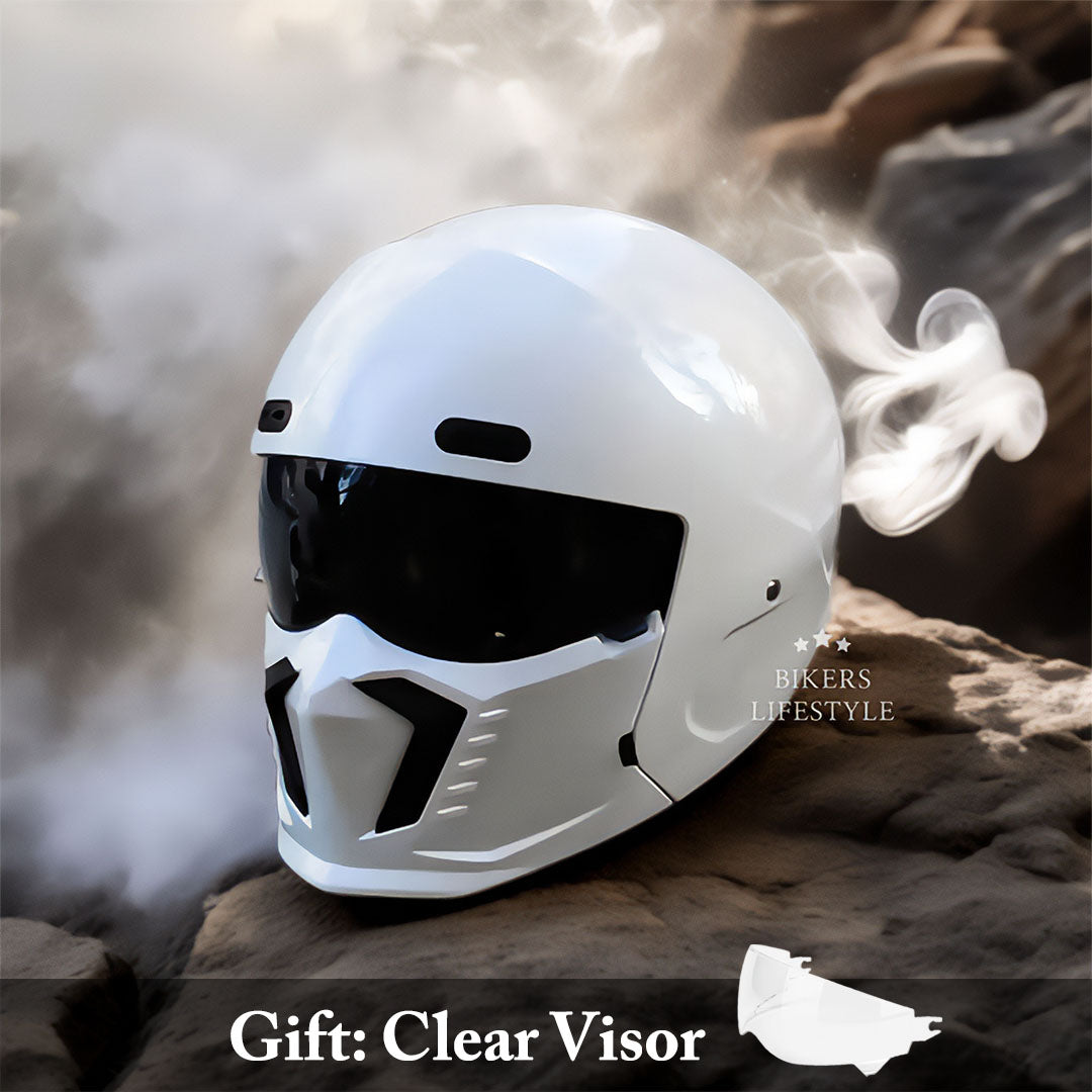 GlideAce – Retro-Inspired Motorcycle Helmet with Timeless Appeal