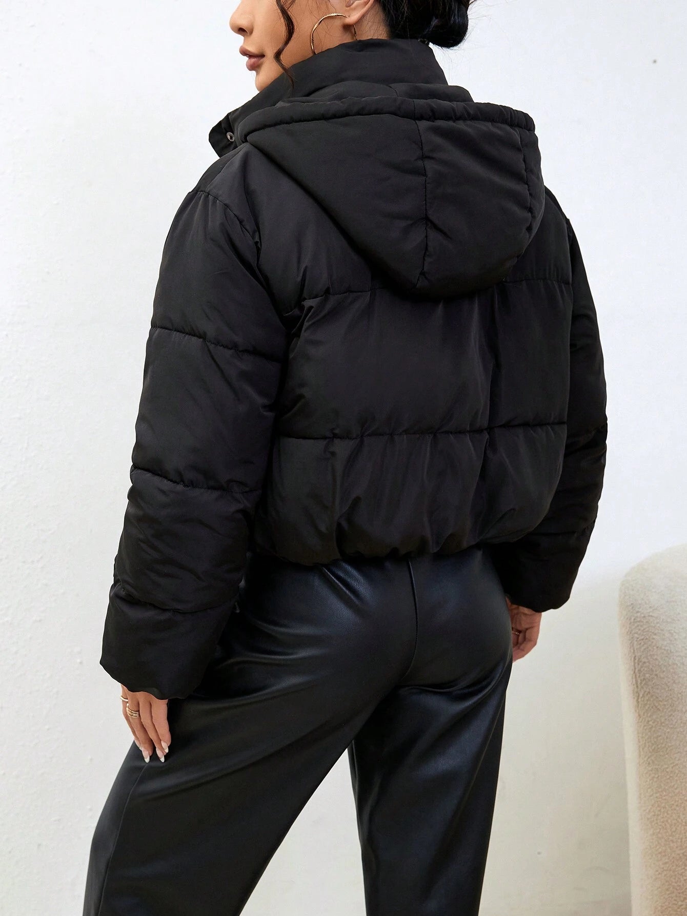 Ruby | Women's Modern Cropped Hooded Puffer Coat for Cold Weather
