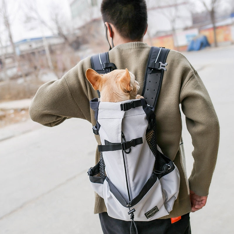 Adventure Tote – Durable Dog Travel Bag with a Side Pocket for a safe and convenient journey for both cats and dogs.