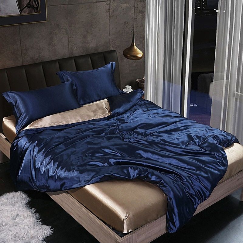 LuxeWeave | 4-Piece Premium Silk Bedding Set for Elegant Comfort