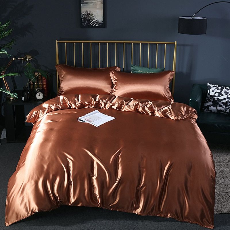 LuxeWeave | 4-Piece Premium Silk Bedding Set for Elegant Comfort