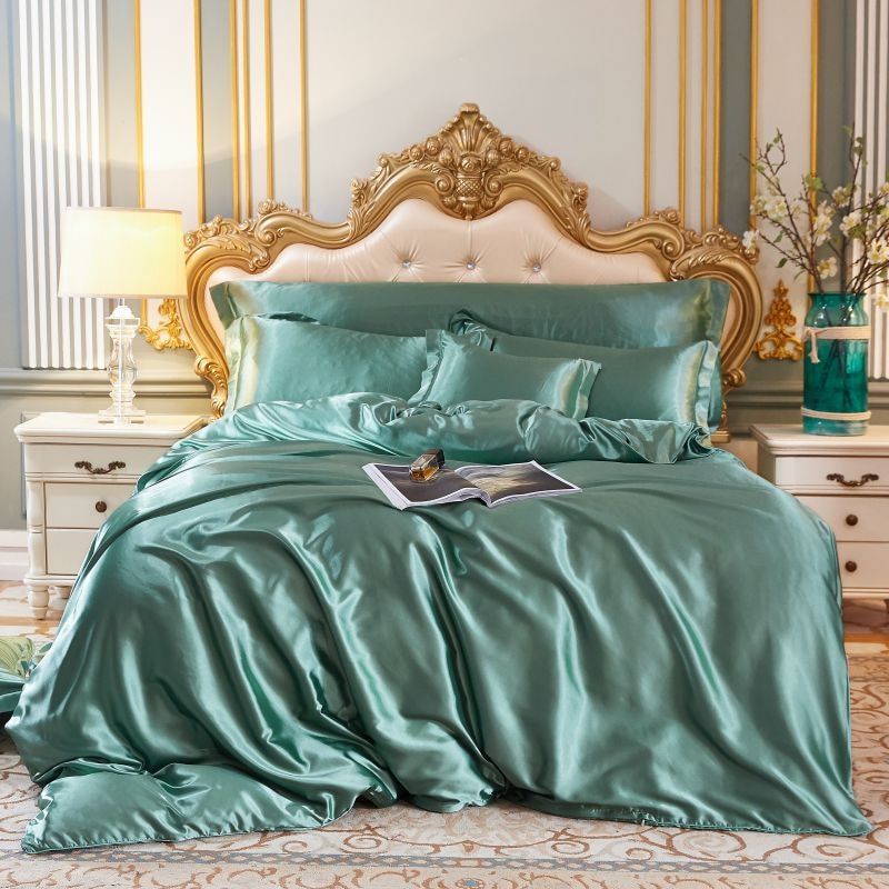 SatinLuxe | Elegant 4-Piece Satin Bedding Set for a Smooth Sleep Experience
