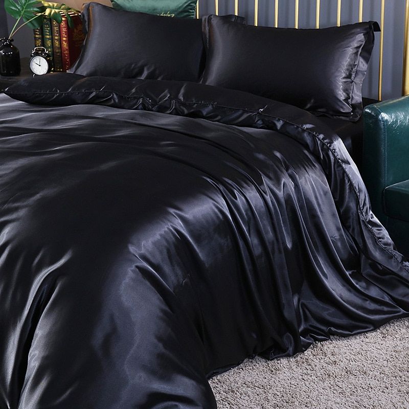 SatinLuxe | Elegant 4-Piece Satin Bedding Set for a Smooth Sleep Experience
