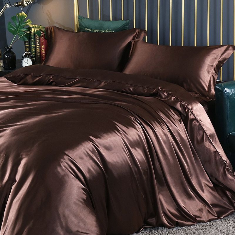 SatinLuxe | Elegant 4-Piece Satin Bedding Set for a Smooth Sleep Experience