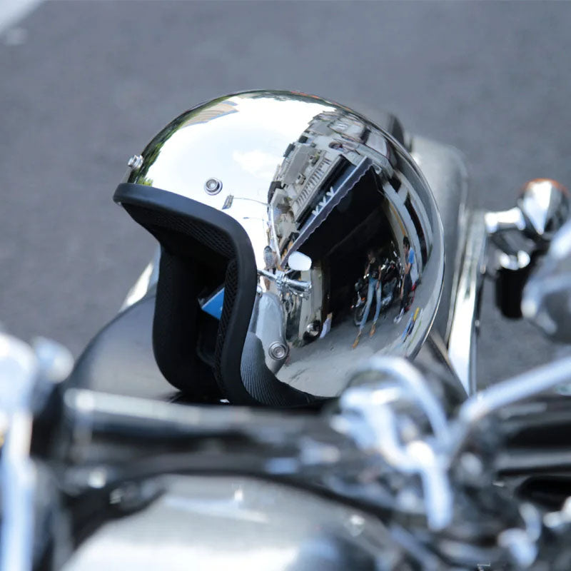 Silver Retro Motorcycle Helmet DOT ECE Certified Ergonomic Design