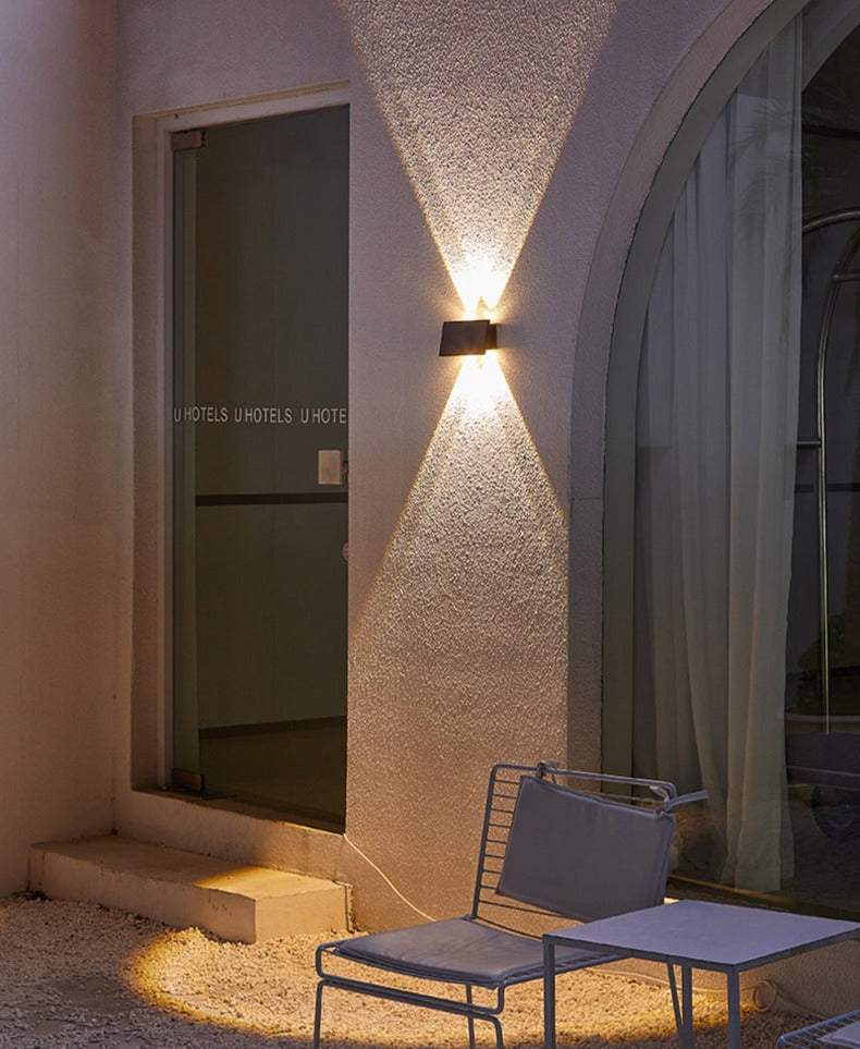 SunGuard – Sleek Solar Wall Light with Motion Sensor & IP65 Waterproof Design for Outdoor Spaces