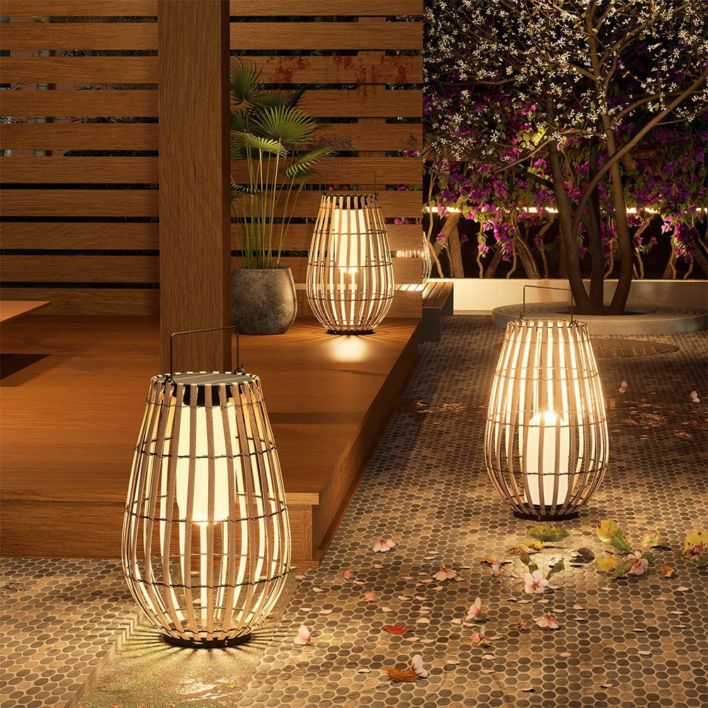 Solarae | Contemporary Solar Outdoor Lamp for Elegant Exteriors