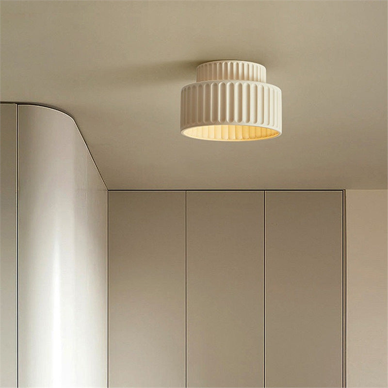 Solique | Ceramic Ceiling Lamp for a Minimalist Elegance
