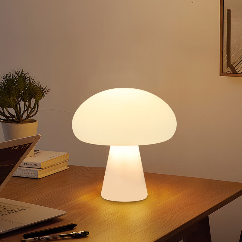 Solmere | Mushroom Outdoor/Indoor Table Lamp with Modern Aesthetic