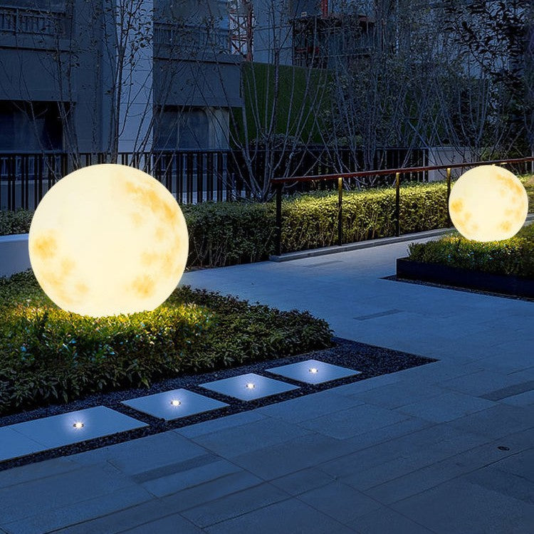 Solvyn | Spherical Solar Outdoor Moon Lamp for Stylish Gardens