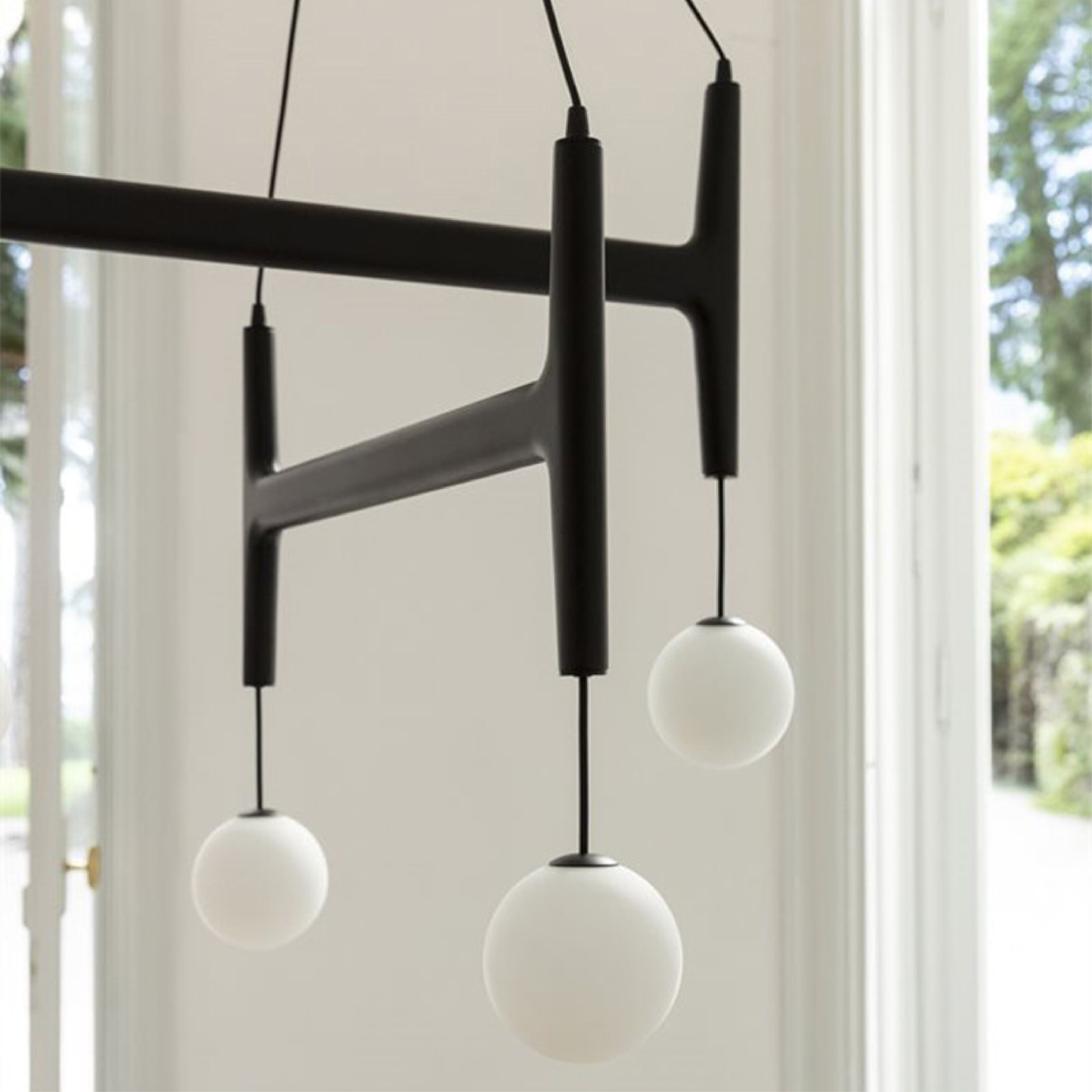 Symphonyx | Modern Simplicity Rethatic Pendant Lamp