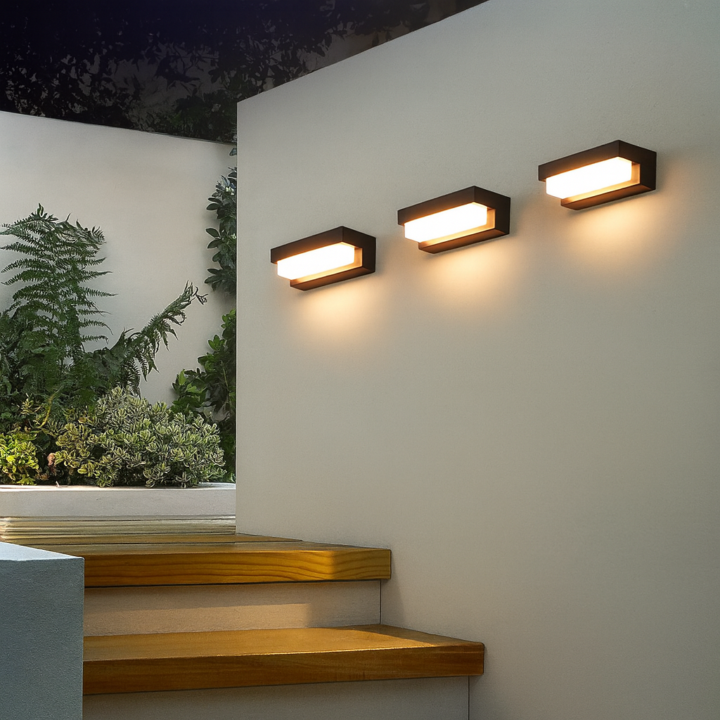 TerraLux | Refined Solar Wall Lamp