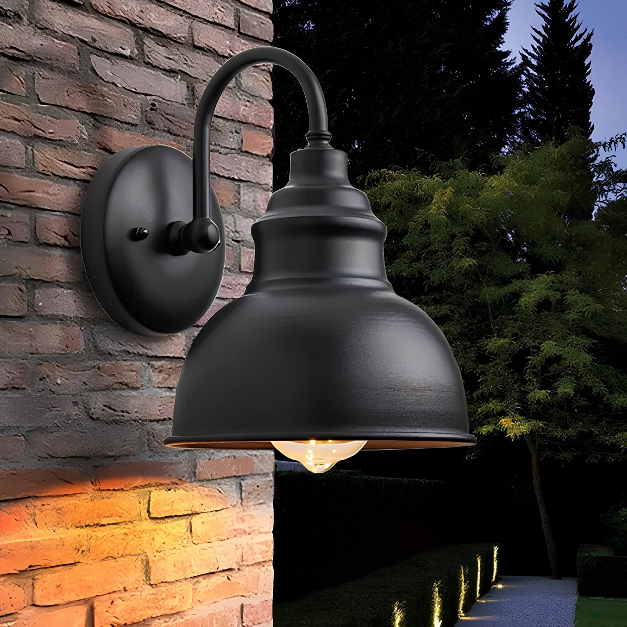 Heritage Outdoor Sconce – A rust-resistant, vintage-style wall lantern for patios and gardens.