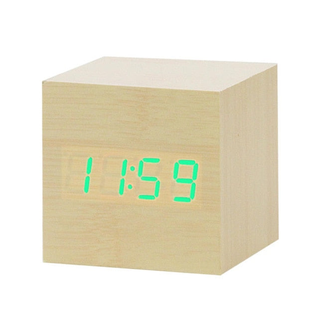 ScandiGlow Alarm – A Nordic-style digital LED alarm clock with a clean design.