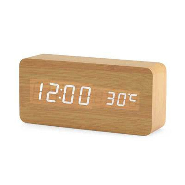 ScandiGlow Alarm – A Nordic-style digital LED alarm clock with a clean design.