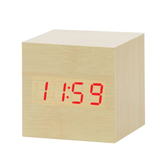 ScandiGlow Alarm – A Nordic-style digital LED alarm clock with a clean design.